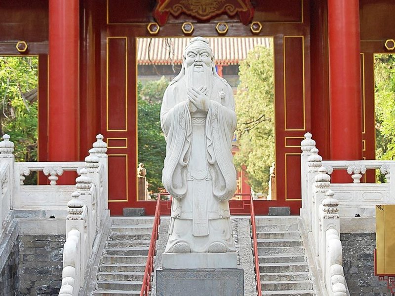 《易经》六十四卦的序卦逻辑