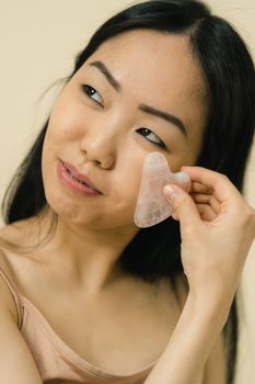 玉石面部刮痧板